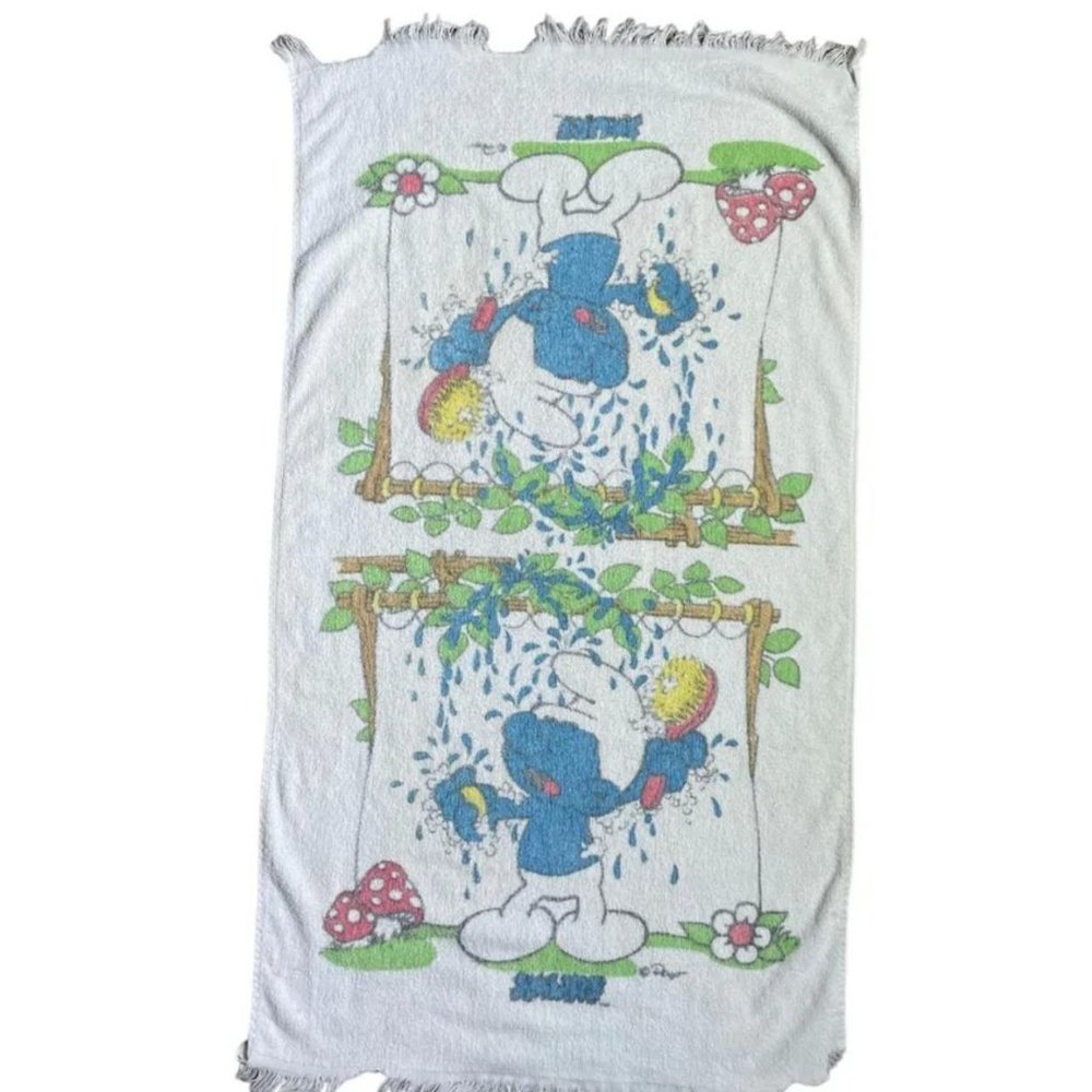 *VINTAGE* SMRUFS TOWEL.